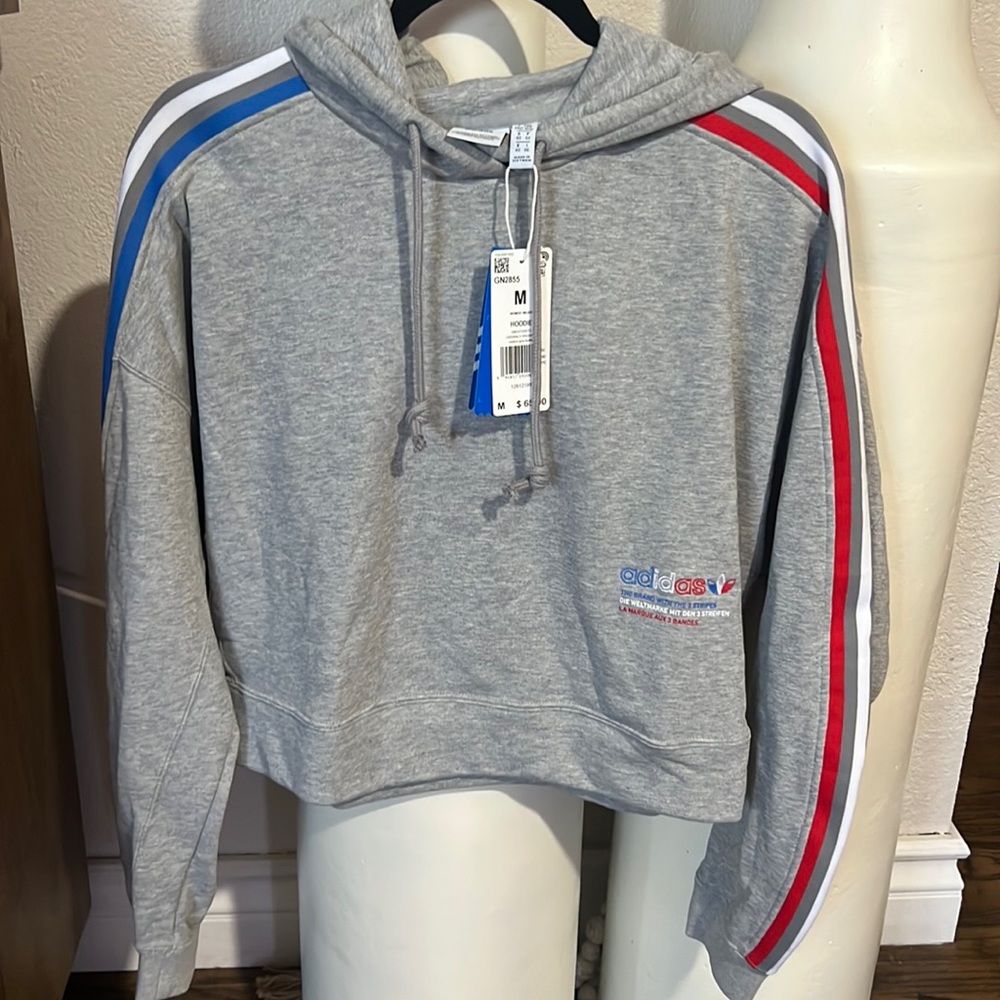 Cropped adidas sweatshirt
